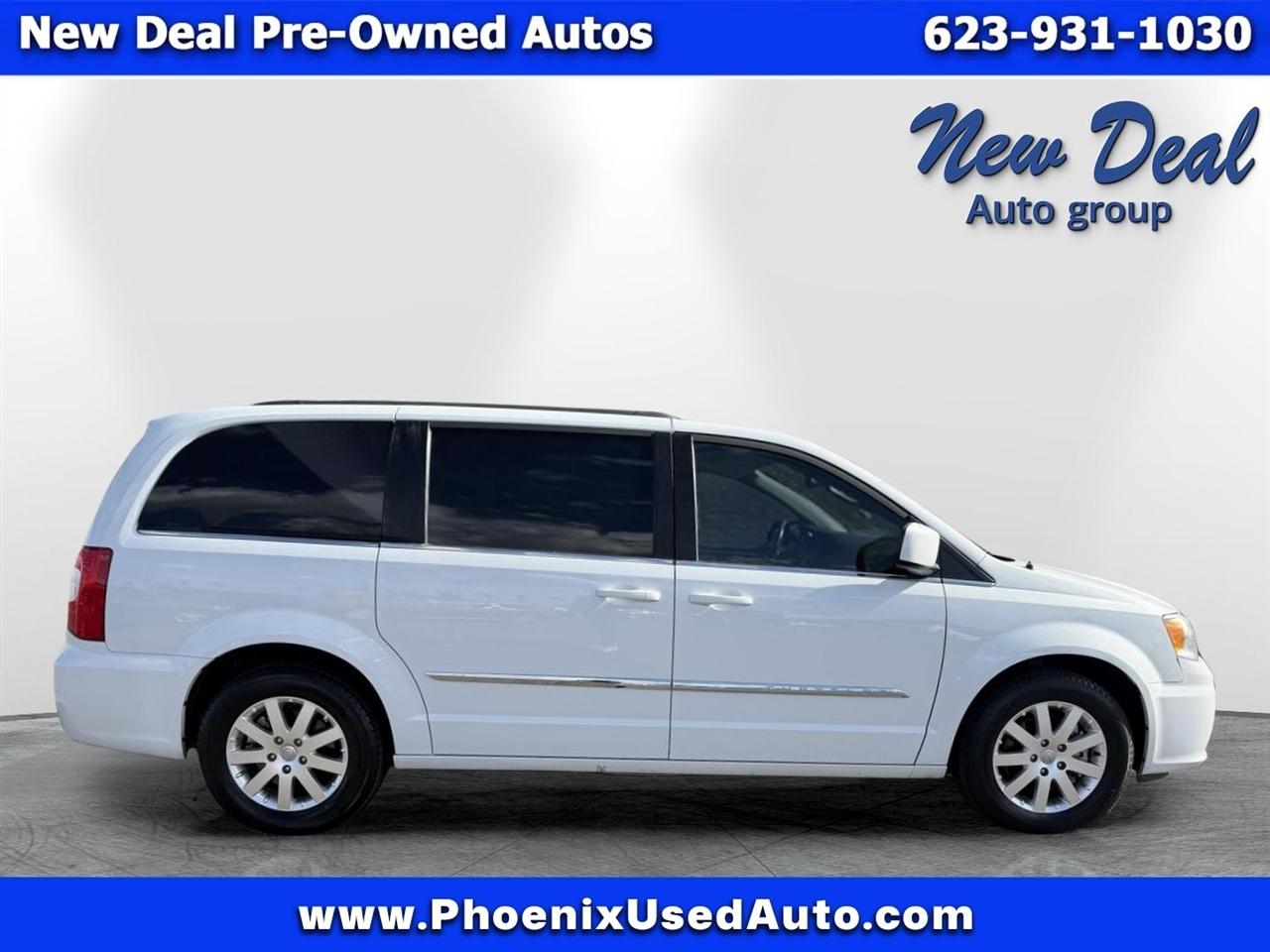 Chrysler Town & Country Touring 2016