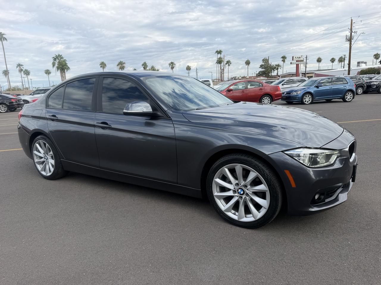 BMW 3-Series 320i Sedan 2018