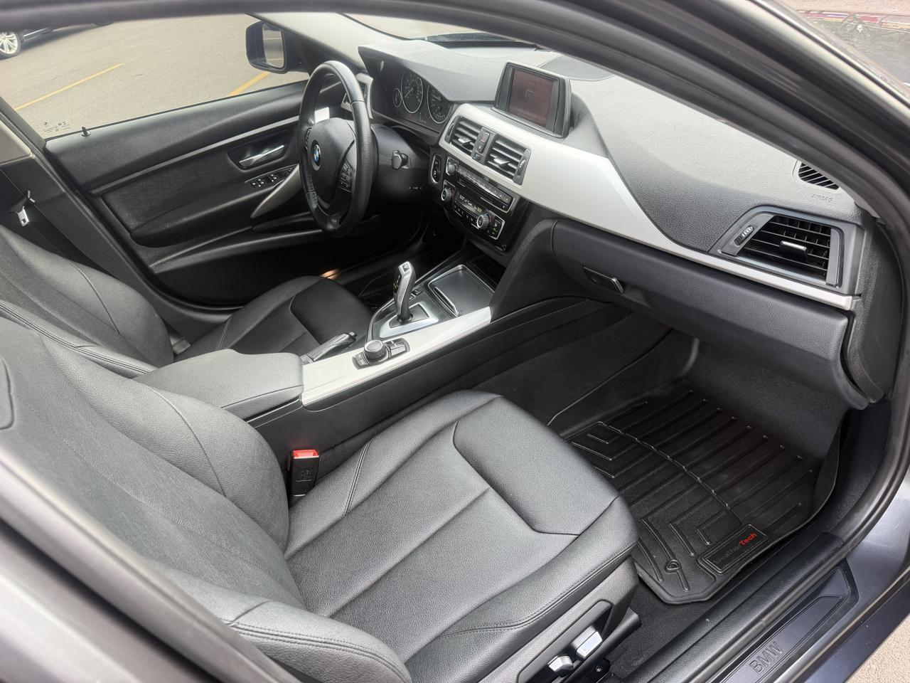 BMW 3-Series 320i Sedan 2018