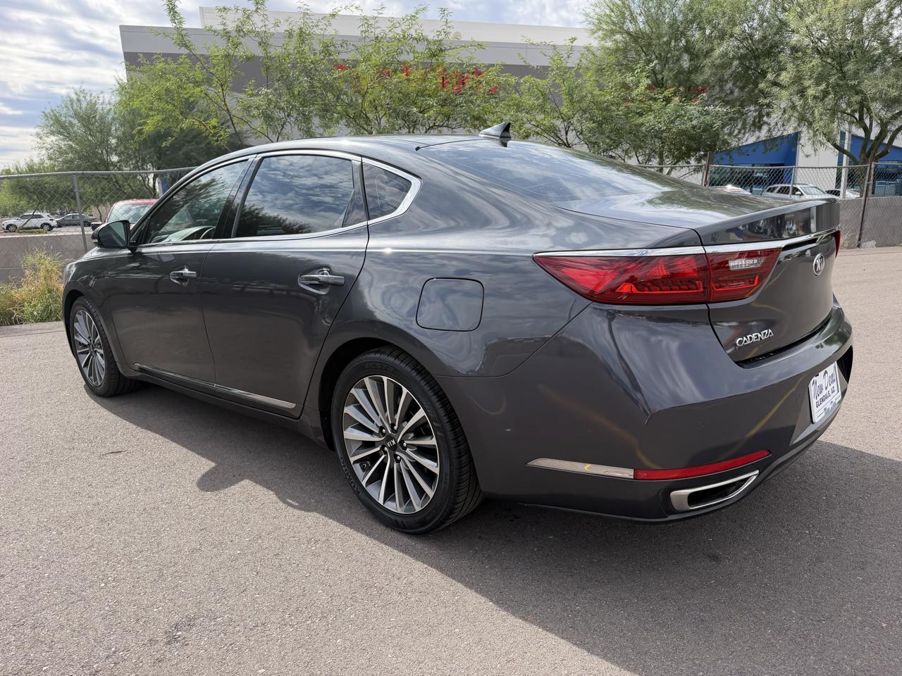 Kia Cadenza Limited 2017