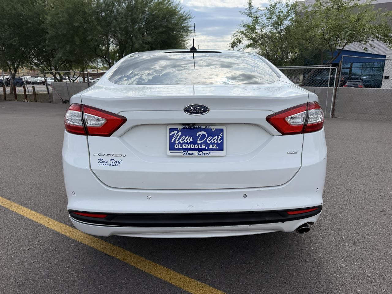Ford Fusion SE 2016
