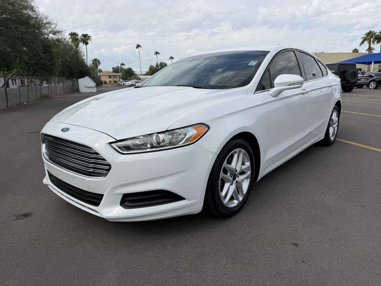 Ford Fusion SE 2016
