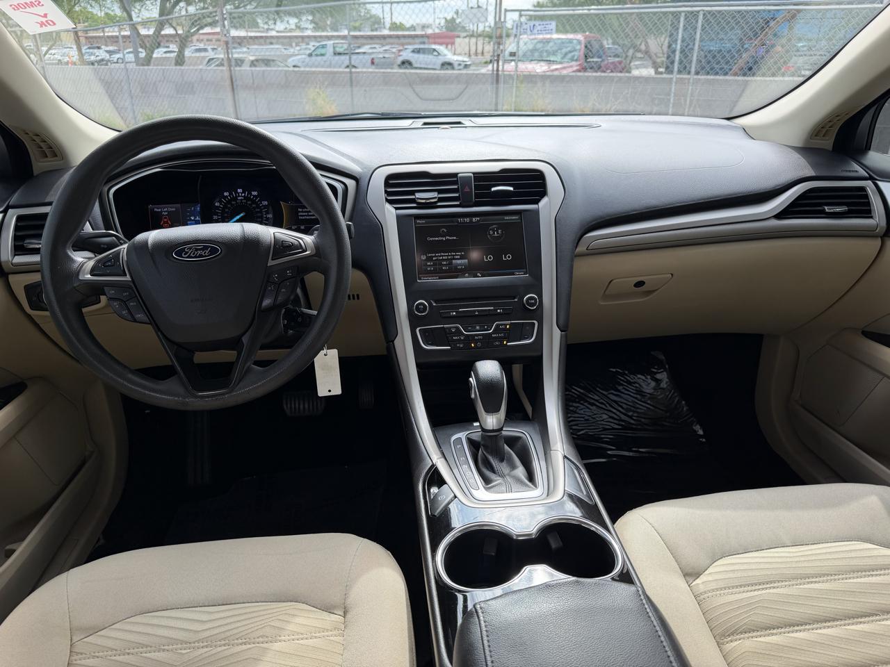 Ford Fusion SE 2016