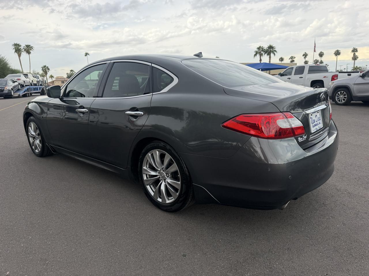 Infiniti M 37 2013