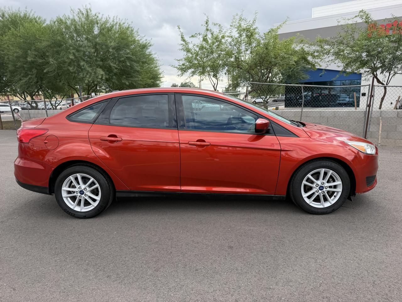 Ford Focus SE Sedan 2018