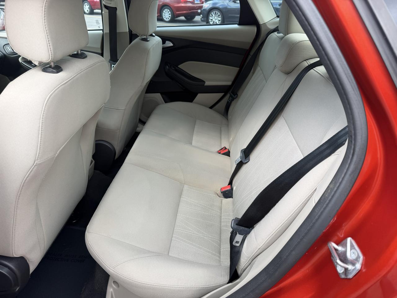 Ford Focus SE Sedan 2018