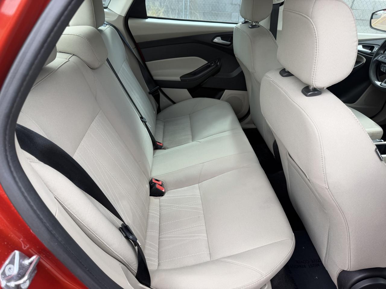 Ford Focus SE Sedan 2018