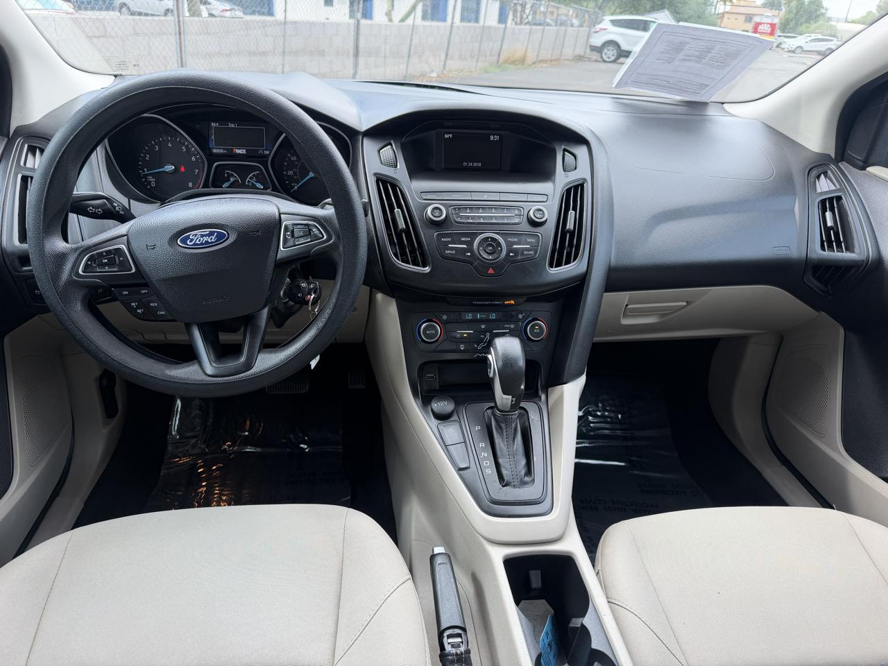 Ford Focus SE Sedan 2018
