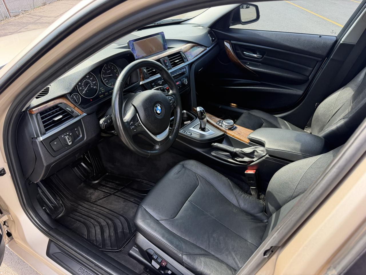 BMW 3-Series 328i xDrive Sedan 2014