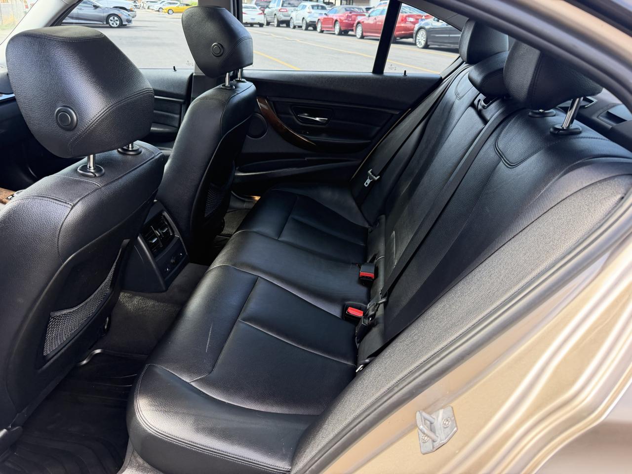 BMW 3-Series 328i xDrive Sedan 2014