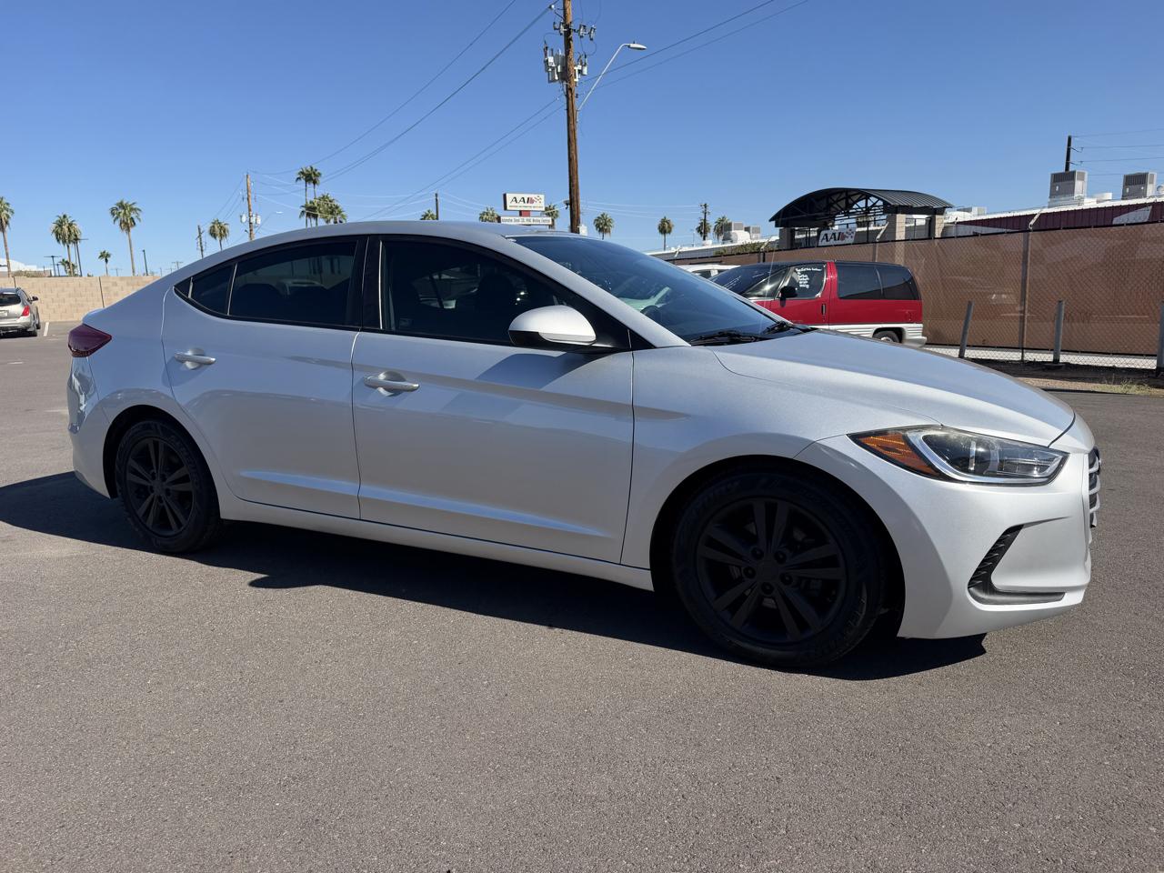 Hyundai Elantra Limited 2018