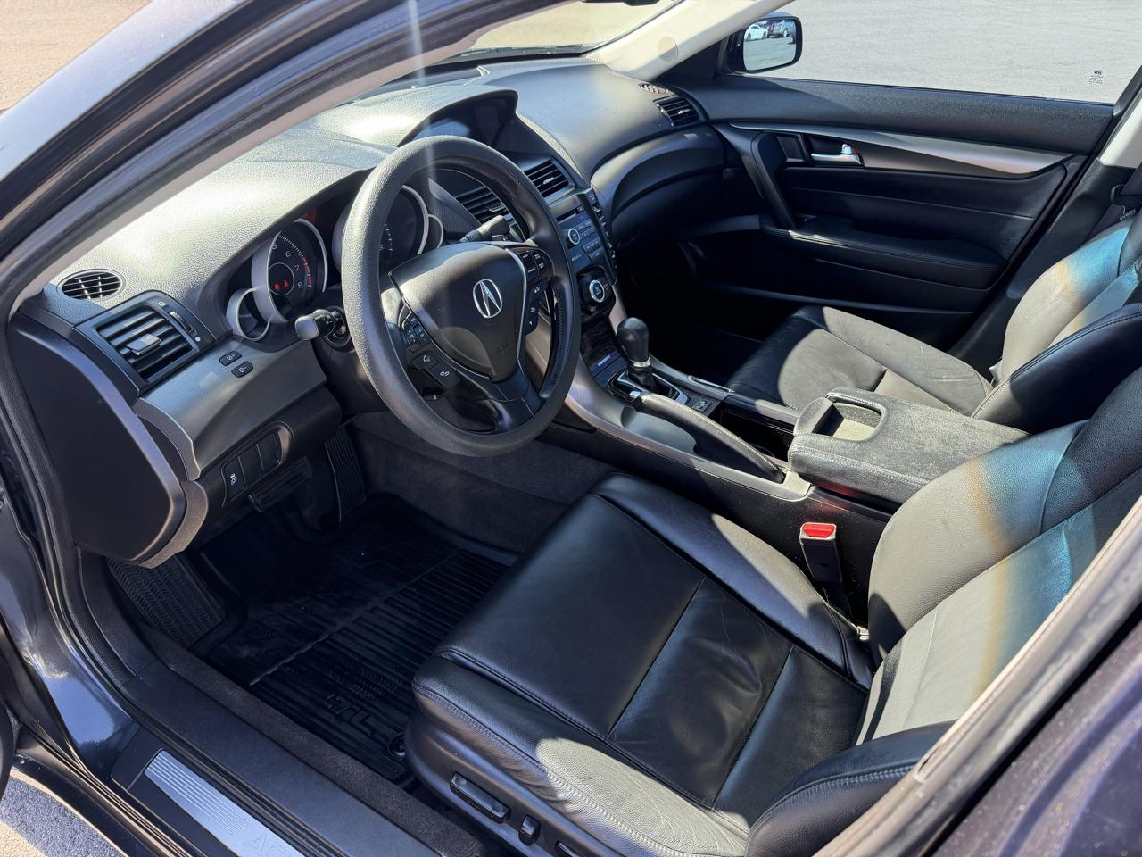 Acura TL 6-Speed AT 2013