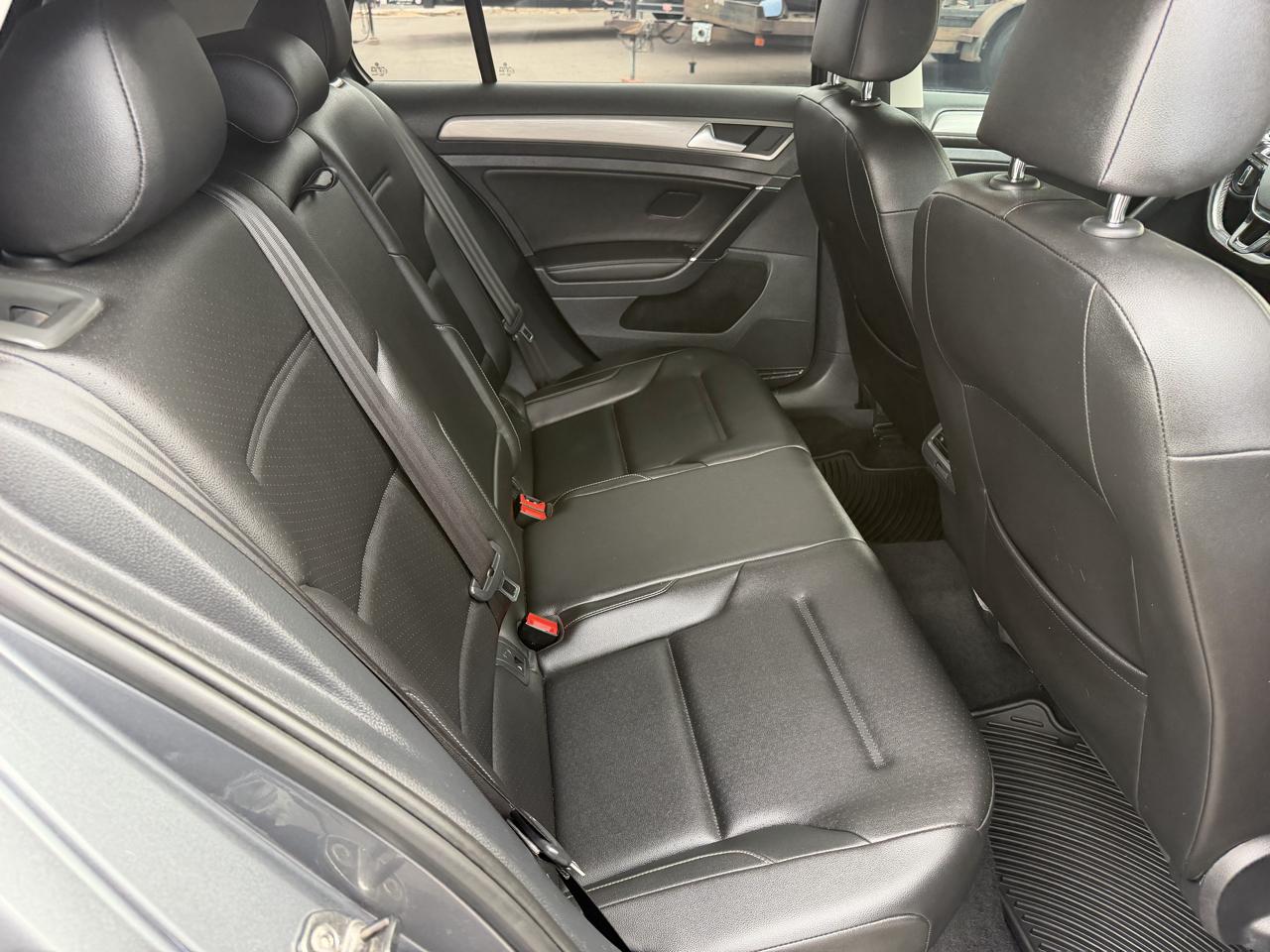 Volkswagen Golf TSI S 6A 2017