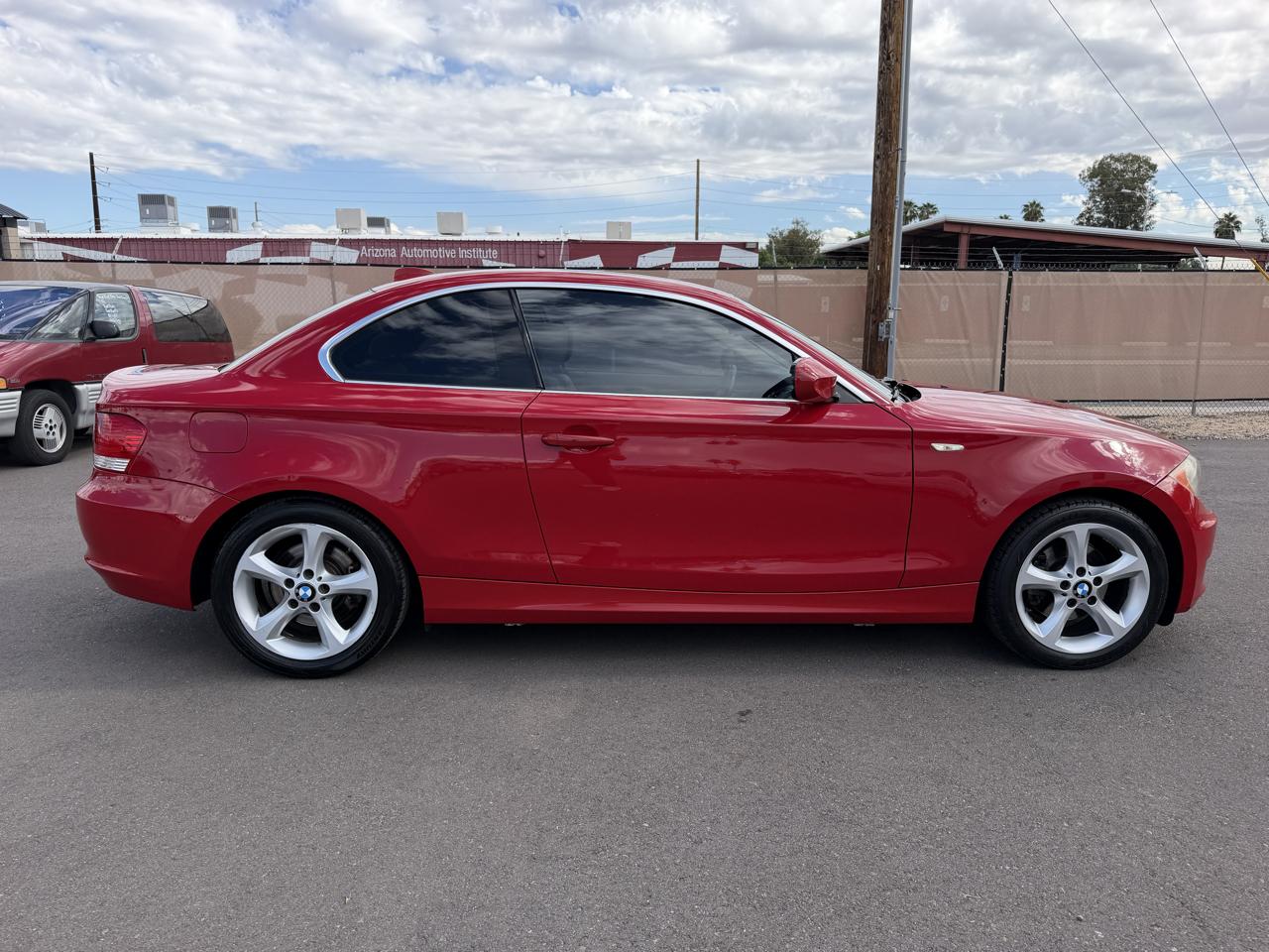 BMW 1-Series 128i Coupe 2011