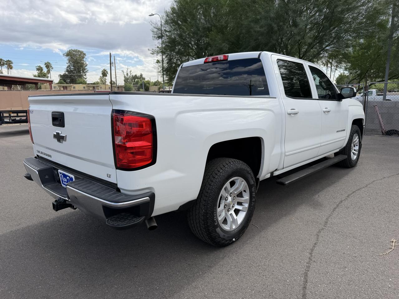 Chevrolet Silverado 1500 1LT Crew Cab 2WD 2017