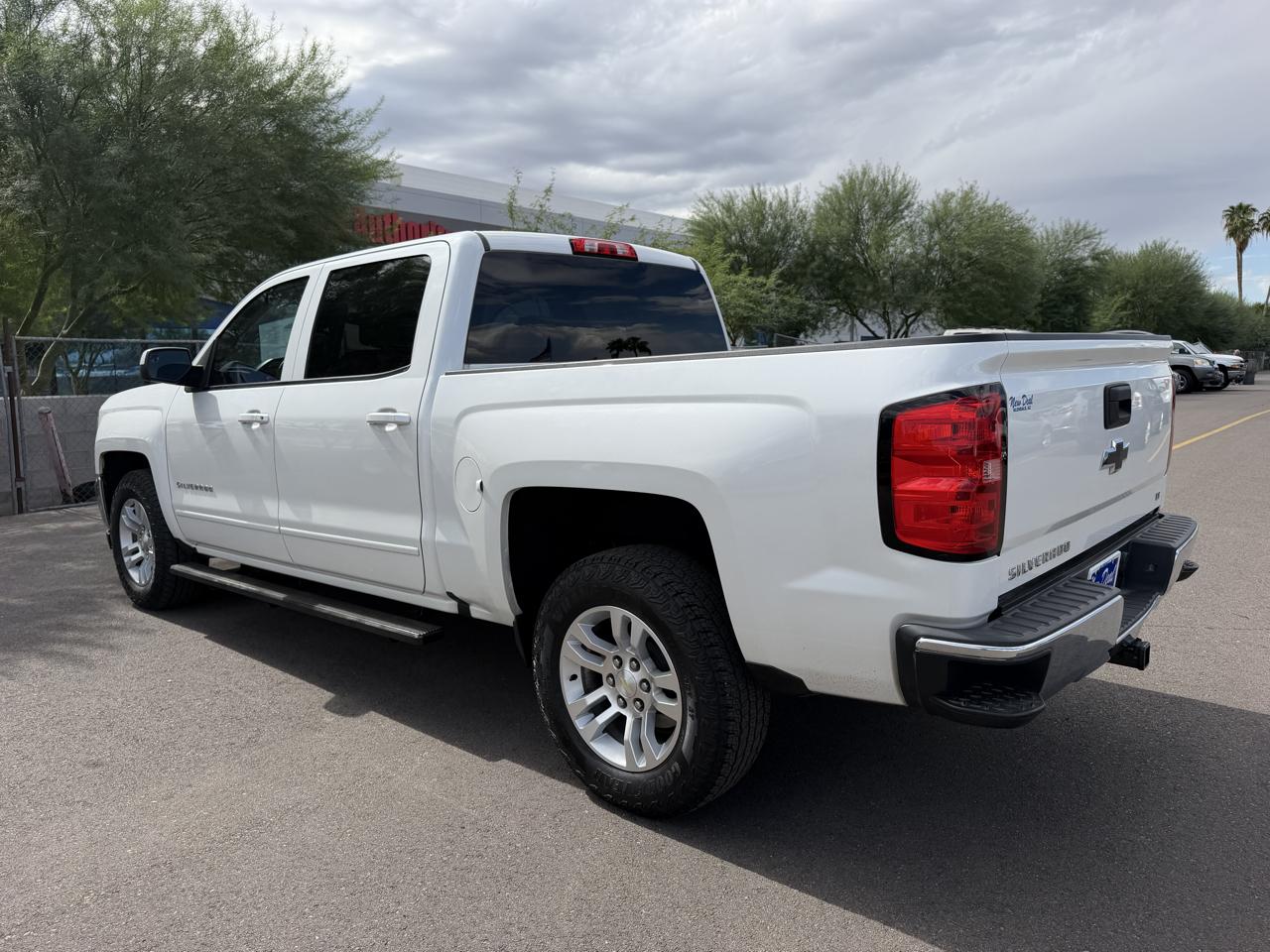 Chevrolet Silverado 1500 1LT Crew Cab 2WD 2017