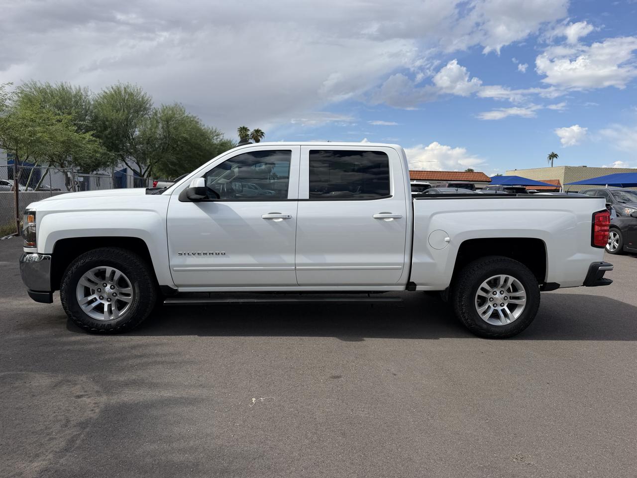 Chevrolet Silverado 1500 1LT Crew Cab 2WD 2017