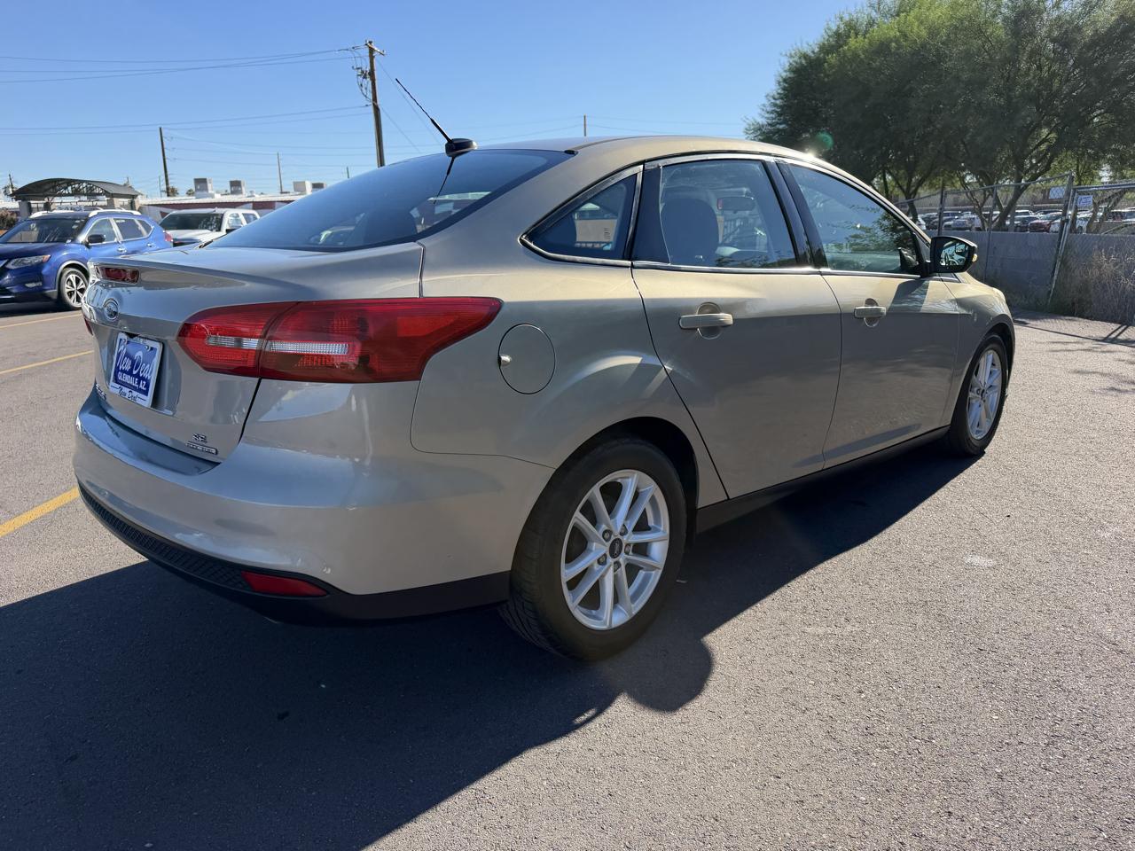 Ford Focus SE Sedan 2016