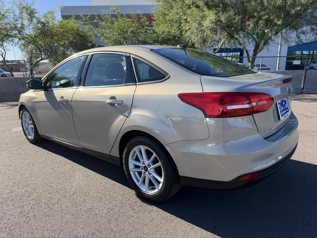 Ford Focus SE Sedan 2016