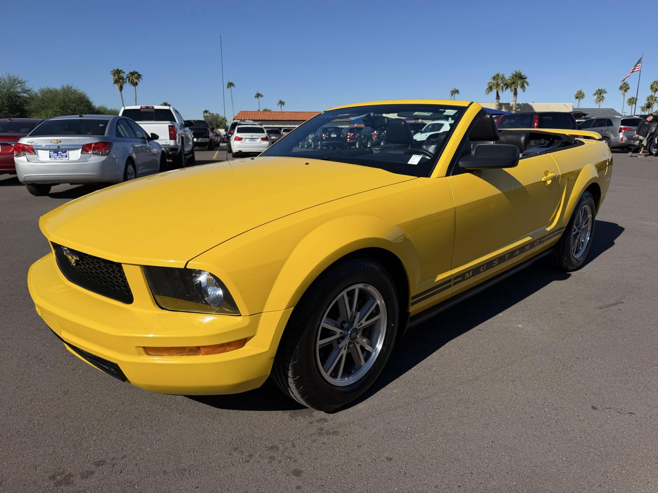 Ford Mustang V6 Deluxe Convertible 2005