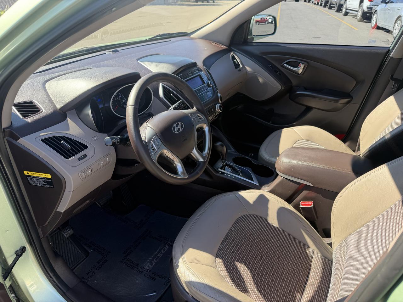 Hyundai Tucson Limited 2WD 2011