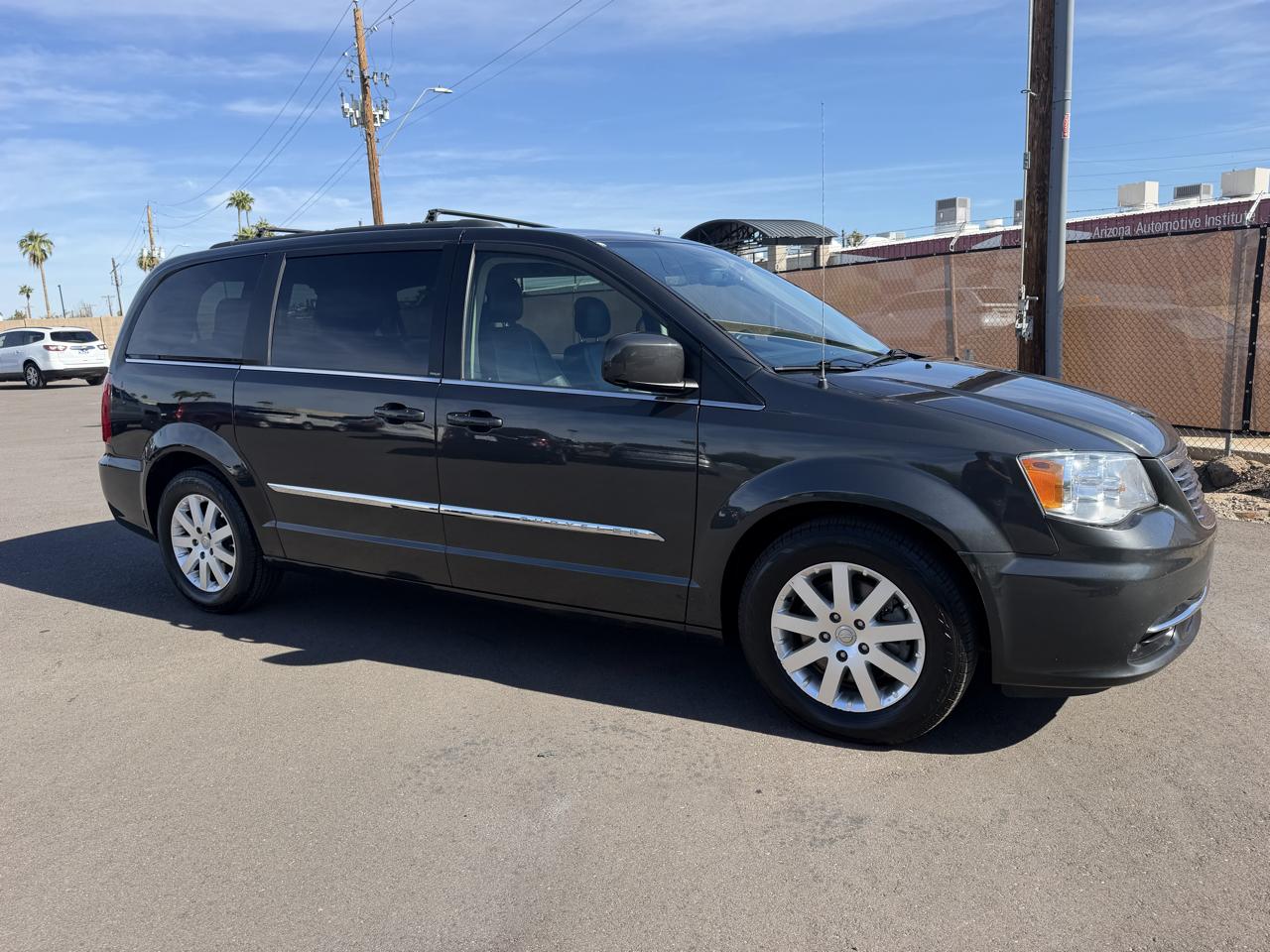Chrysler Town & Country Touring 2012
