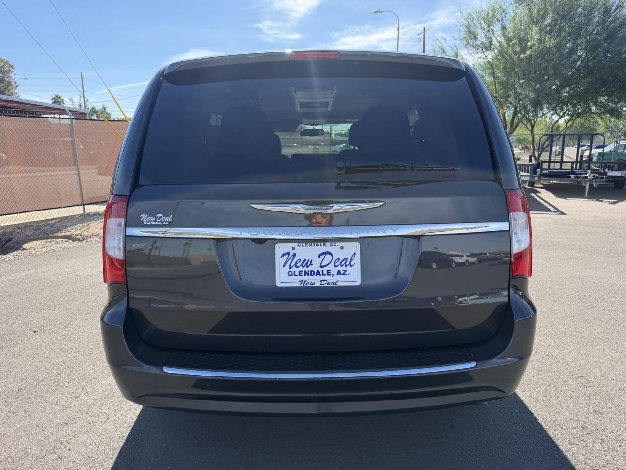 Chrysler Town & Country Touring 2012