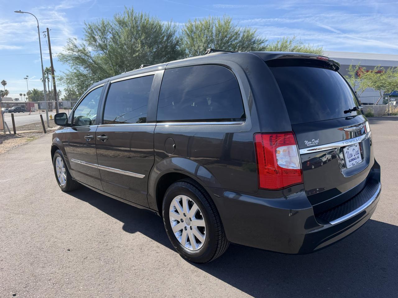 Chrysler Town & Country Touring 2012