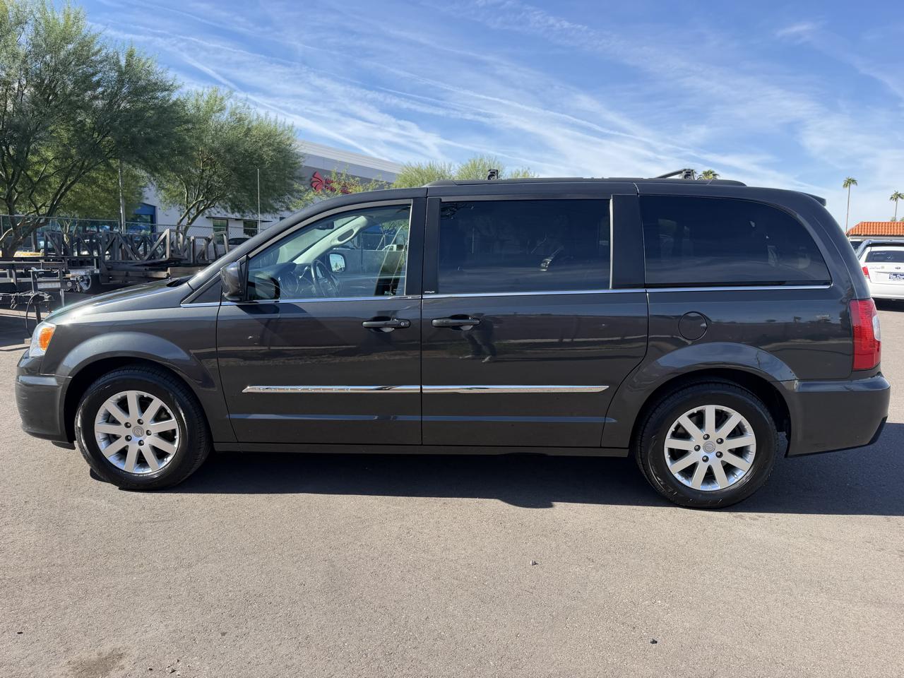 Chrysler Town & Country Touring 2012