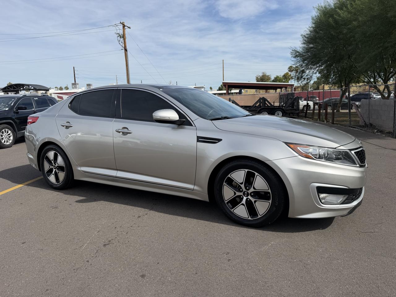 Kia Optima Hybrid Sedan 2012