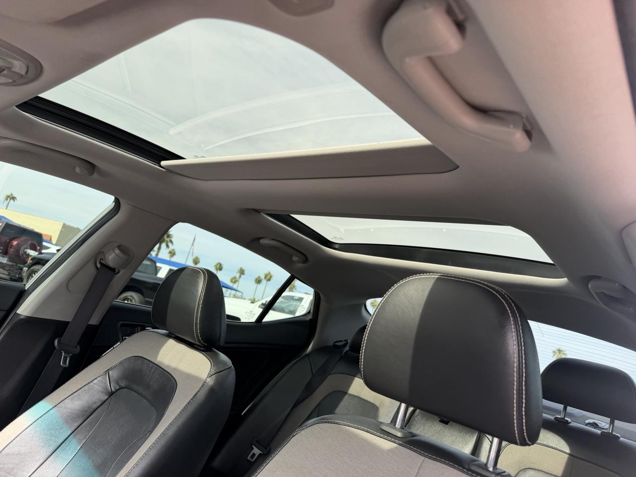 Kia Optima Hybrid Sedan 2012