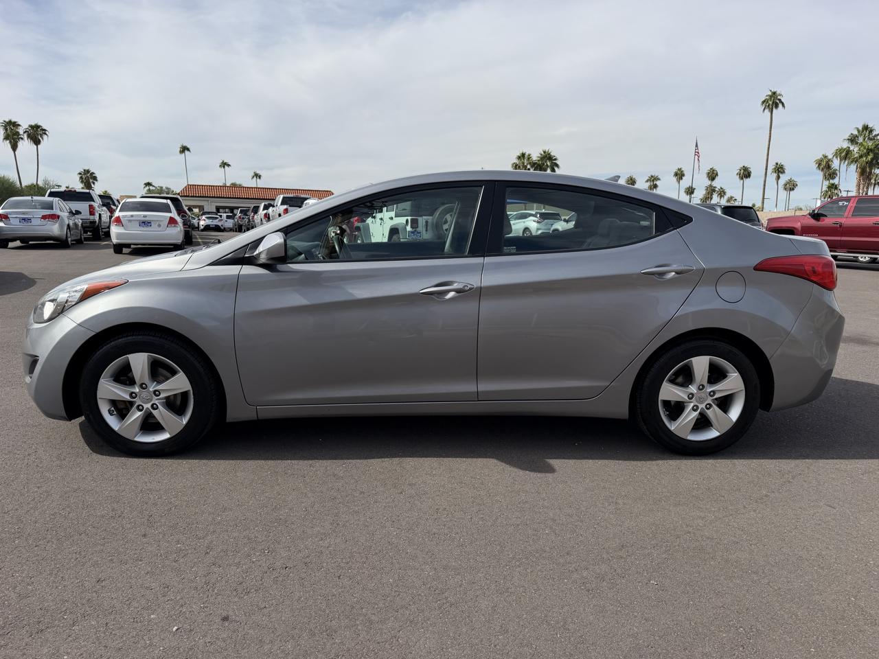 Hyundai Elantra Limited 2013