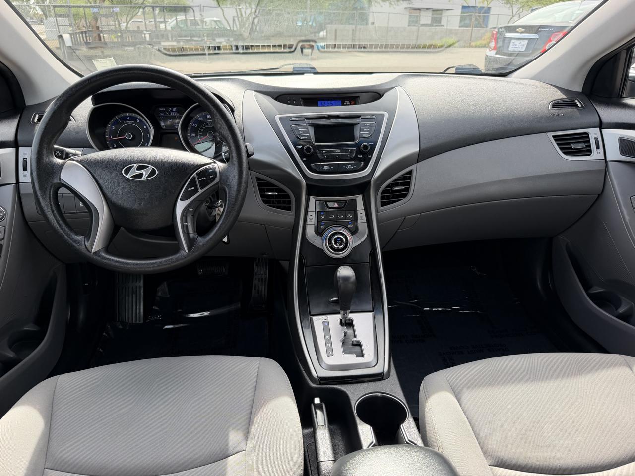 Hyundai Elantra Limited 2013