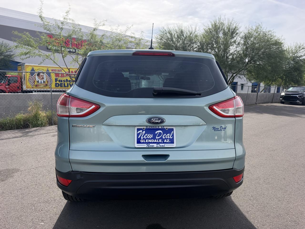 Ford Escape S FWD 2013