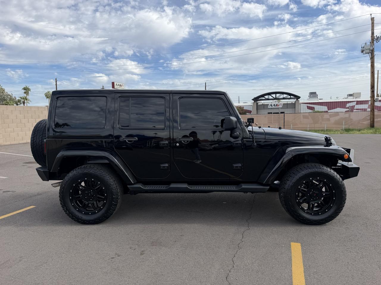 Jeep Wrangler Unlimited Sahara 4WD 2015