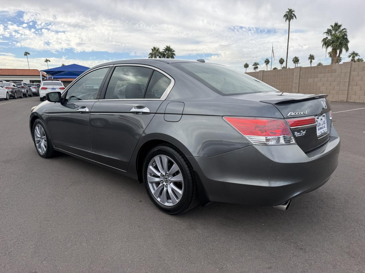 Honda Accord EX-L V-6 Sedan AT 2011