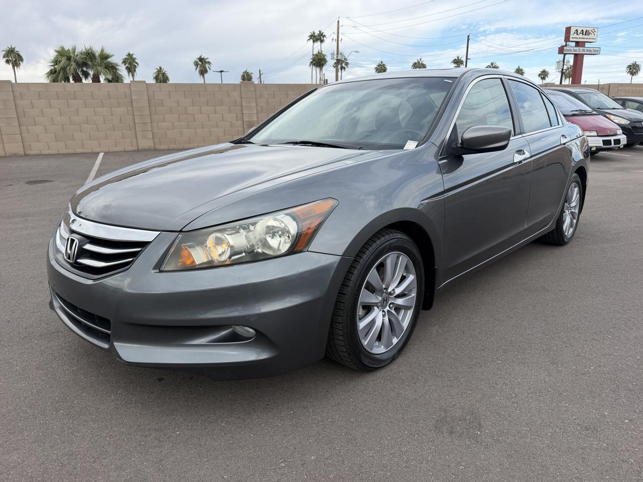 Honda Accord EX-L V-6 Sedan AT 2011