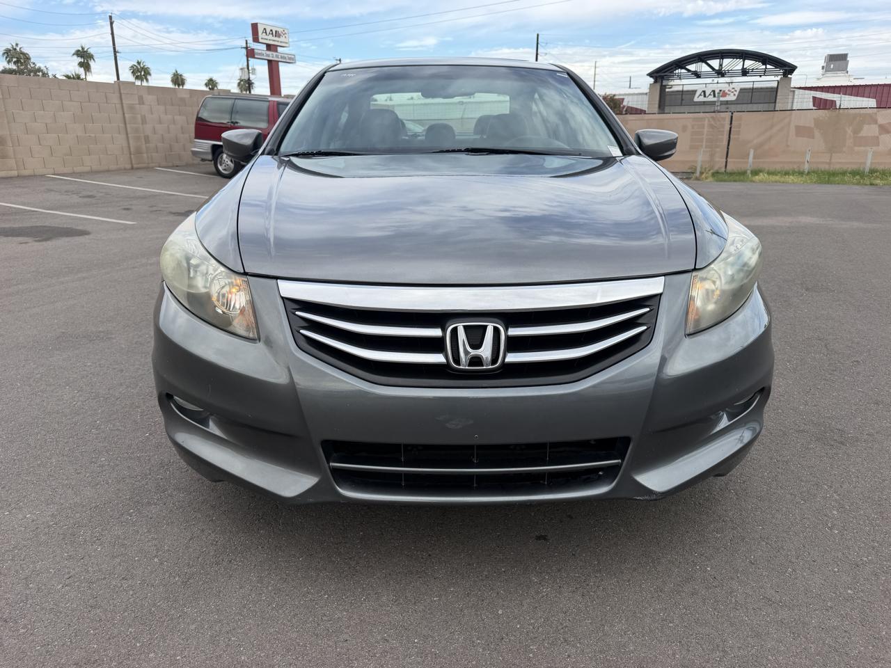 Honda Accord EX-L V-6 Sedan AT 2011