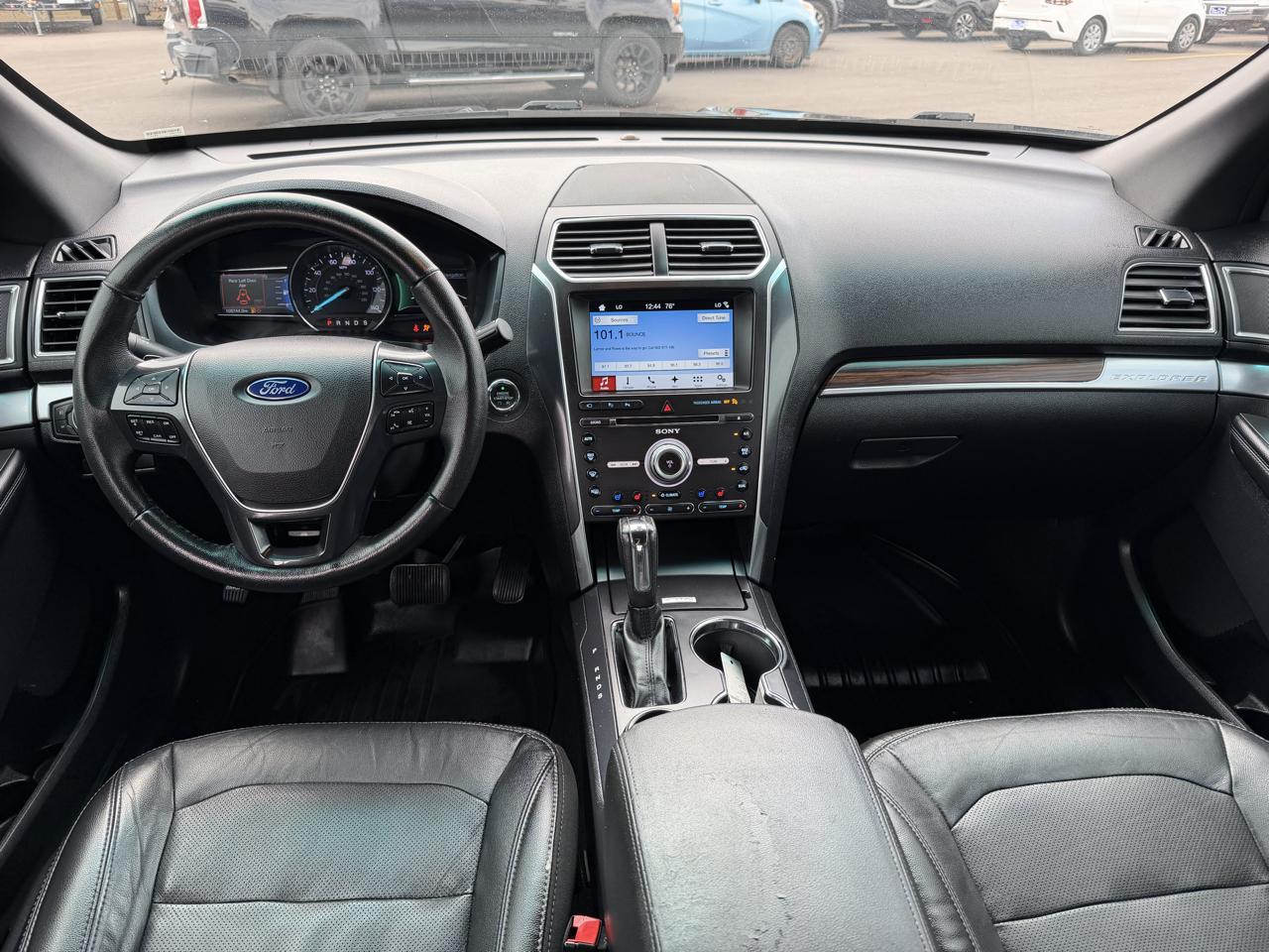Ford Explorer Limited FWD 2017