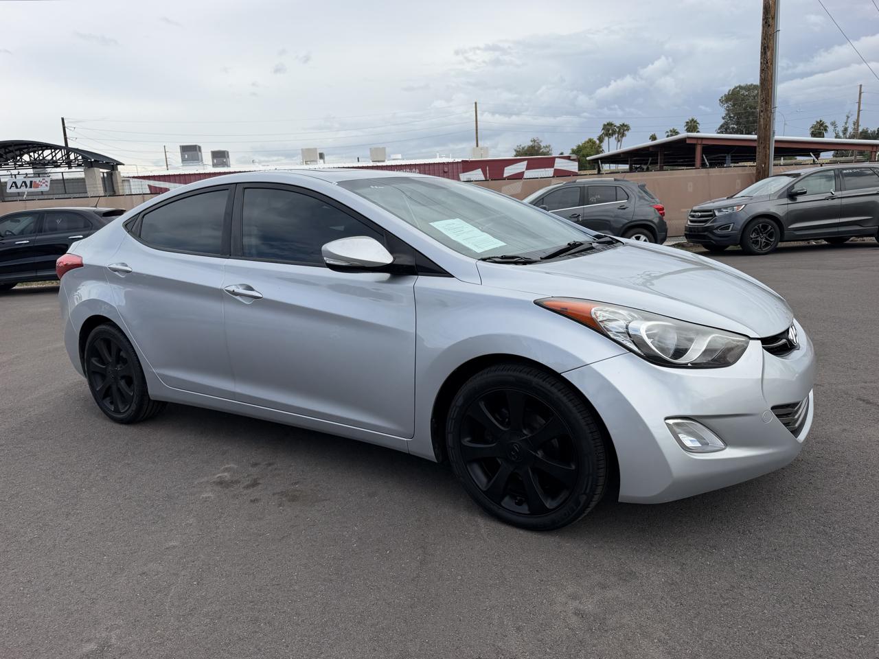 Hyundai Elantra Limited 2012
