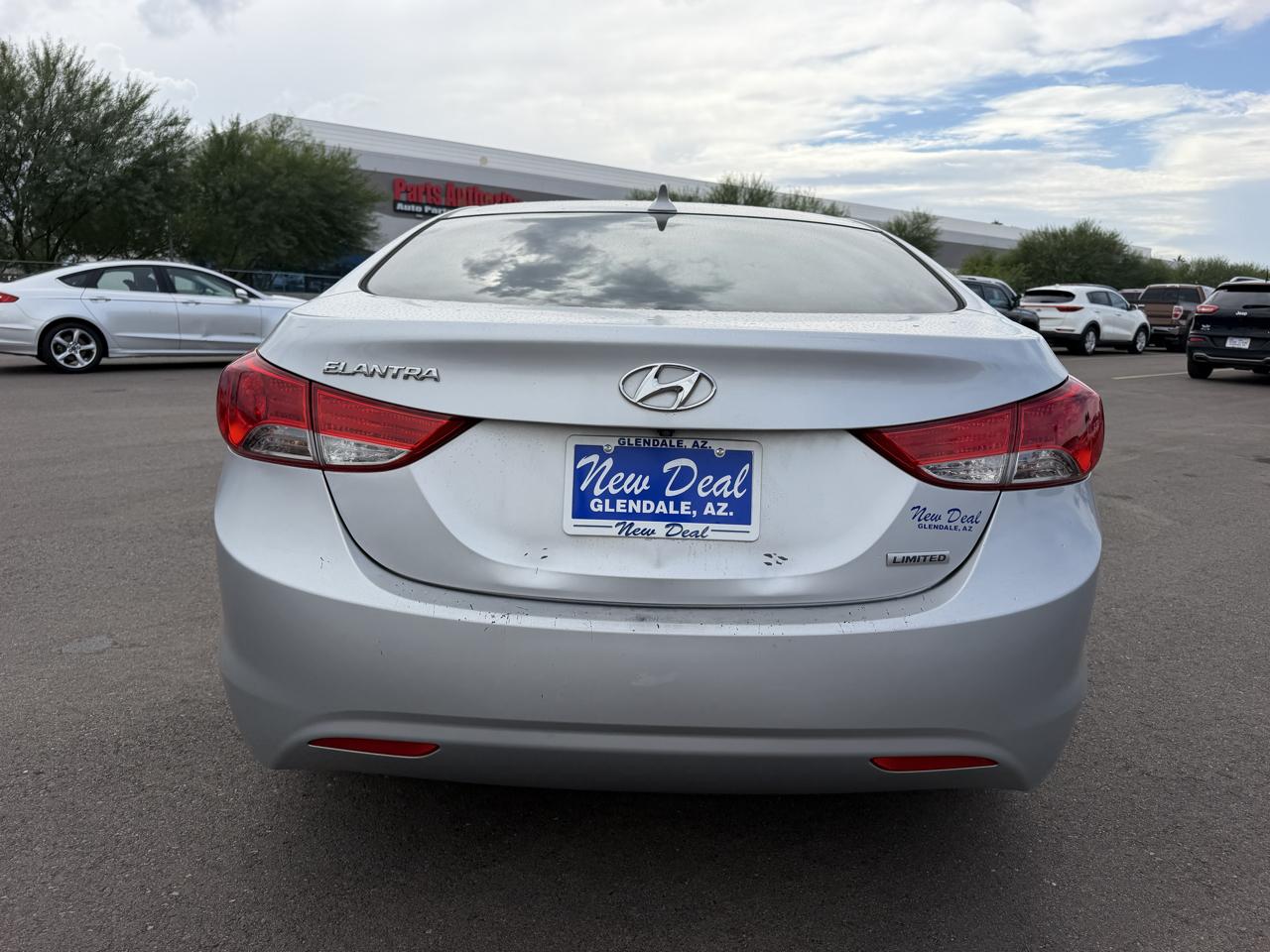 Hyundai Elantra Limited 2012
