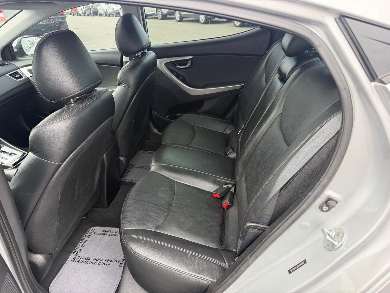 Hyundai Elantra Limited 2012