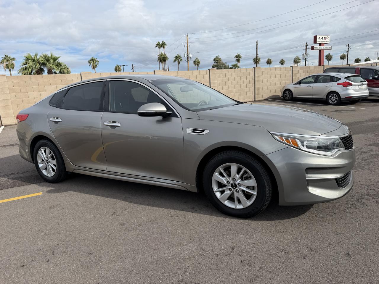 Kia Optima LX 2017