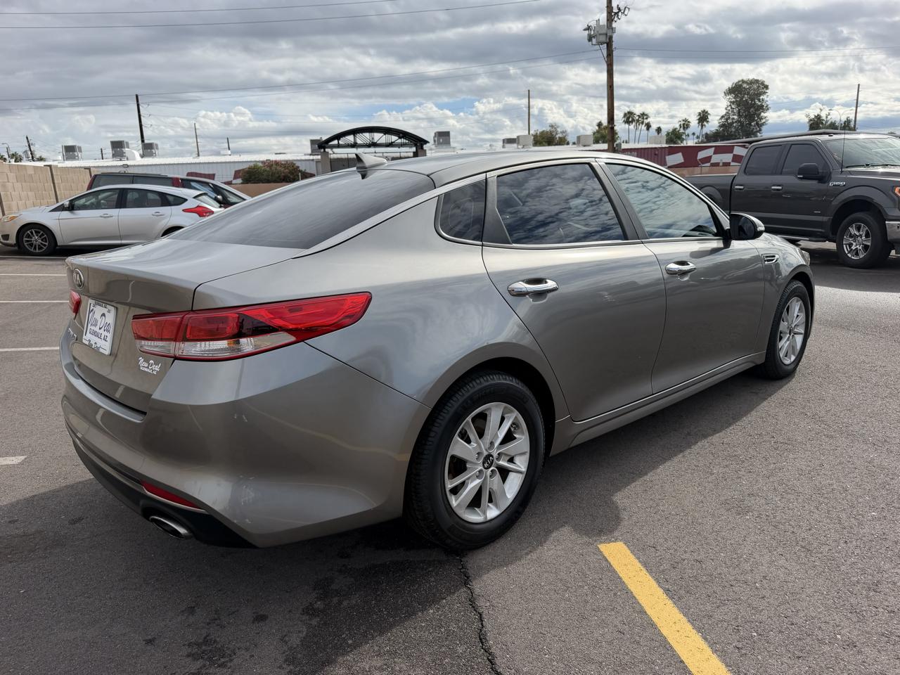Kia Optima LX 2017