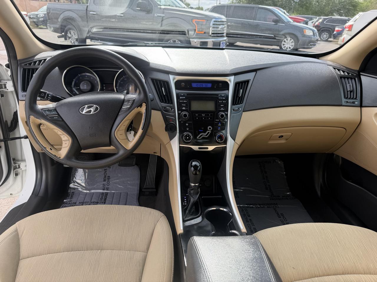 Hyundai Sonata GLS 2012
