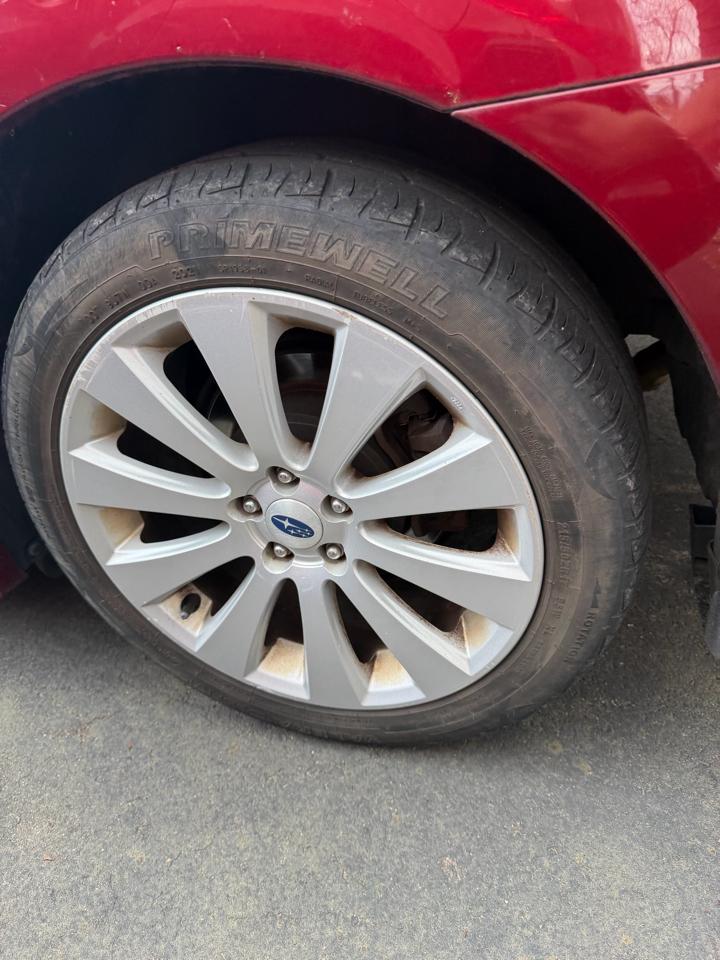 Subaru Legacy 2.5i Limited 2012