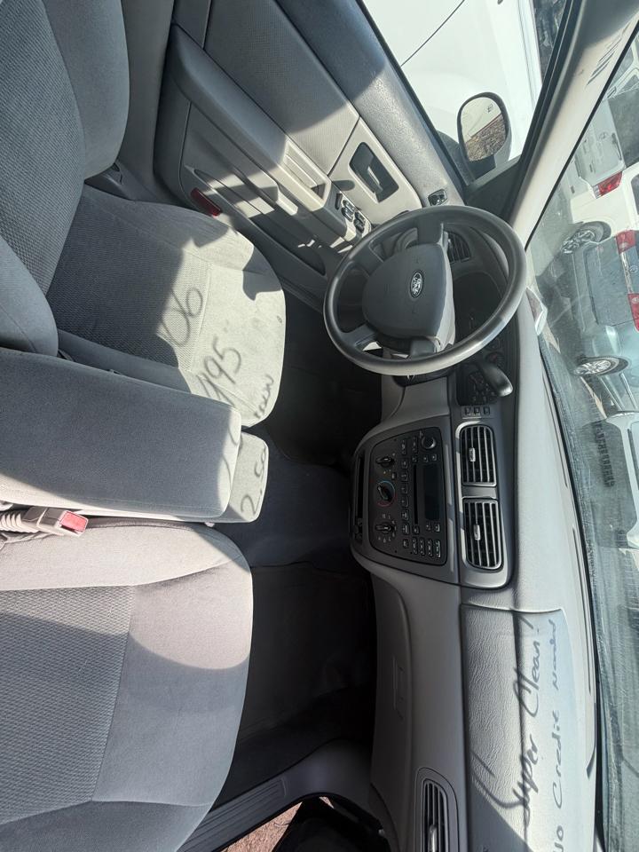 Ford Taurus SE 2006