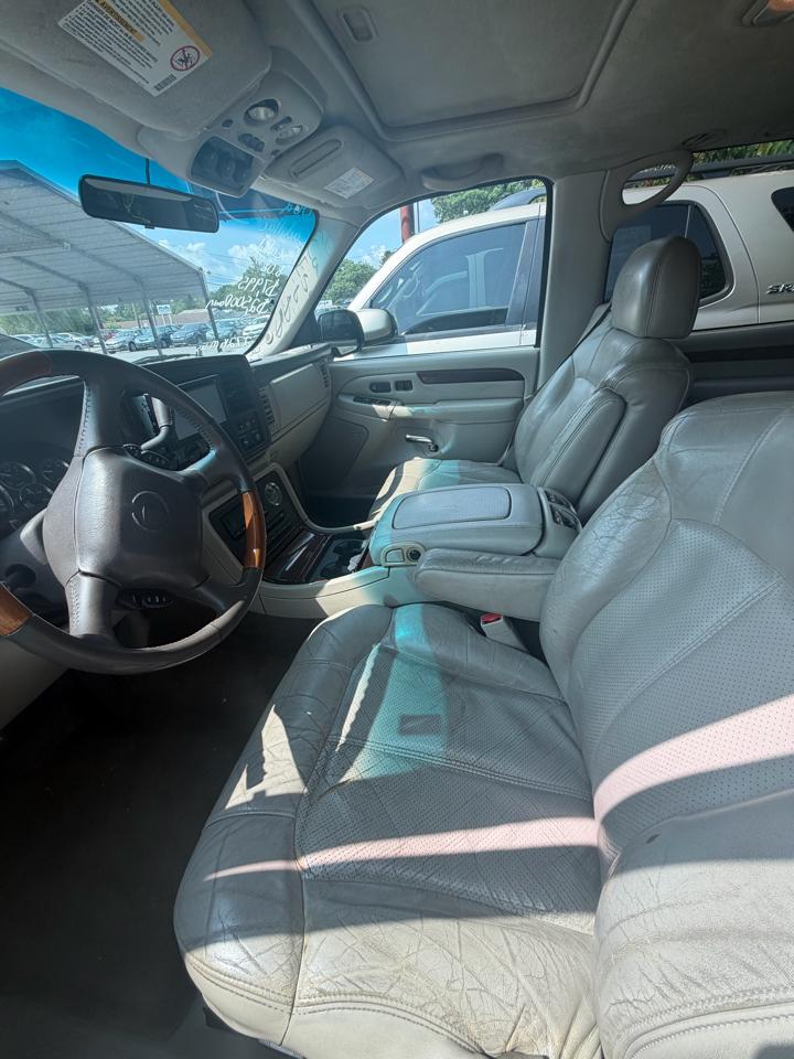 Cadillac Escalade AWD 2002