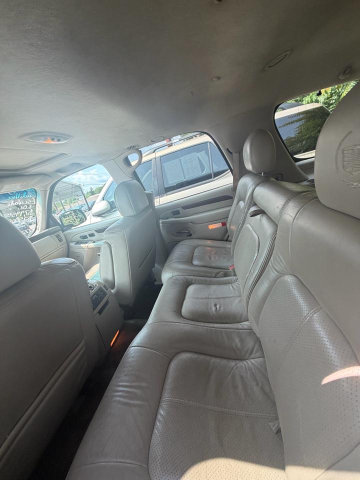 Cadillac Escalade AWD 2002