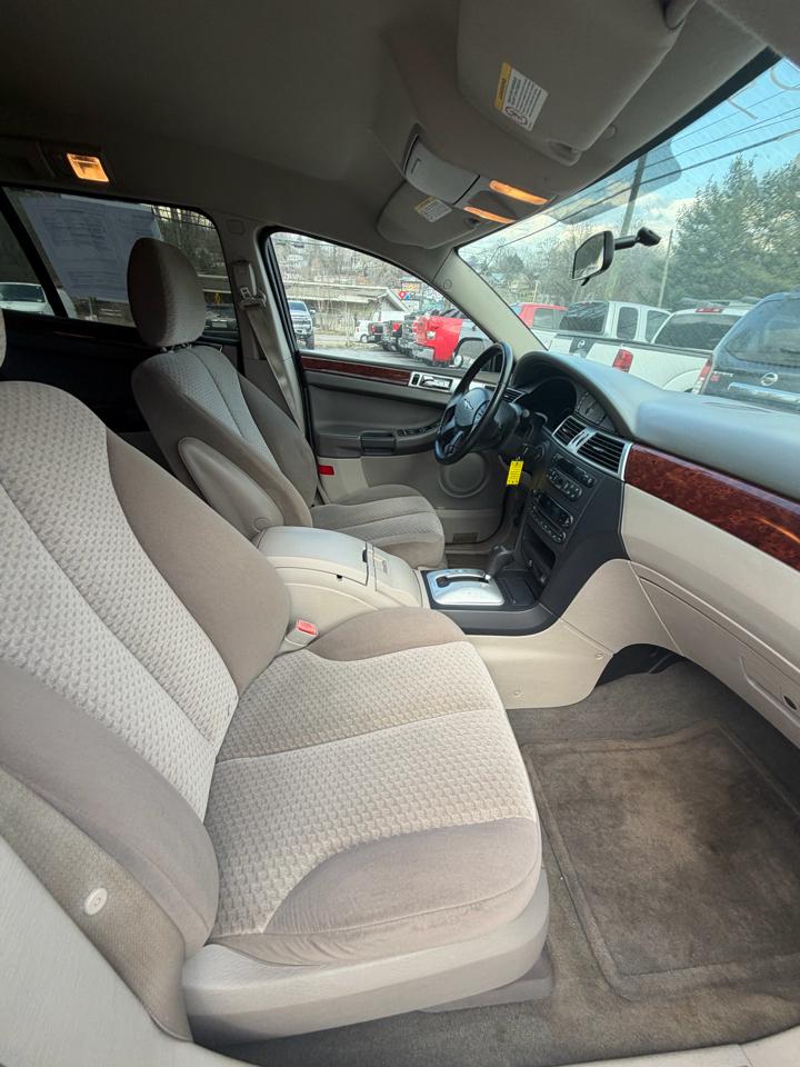 Chrysler Pacifica FWD 2004